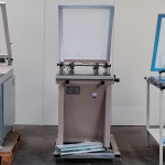 Manual screen printing machines, vacuum table
