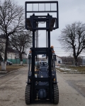 2 Tons / 3 Meters Forklift