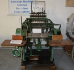 Manual feeding book Sewing Machine